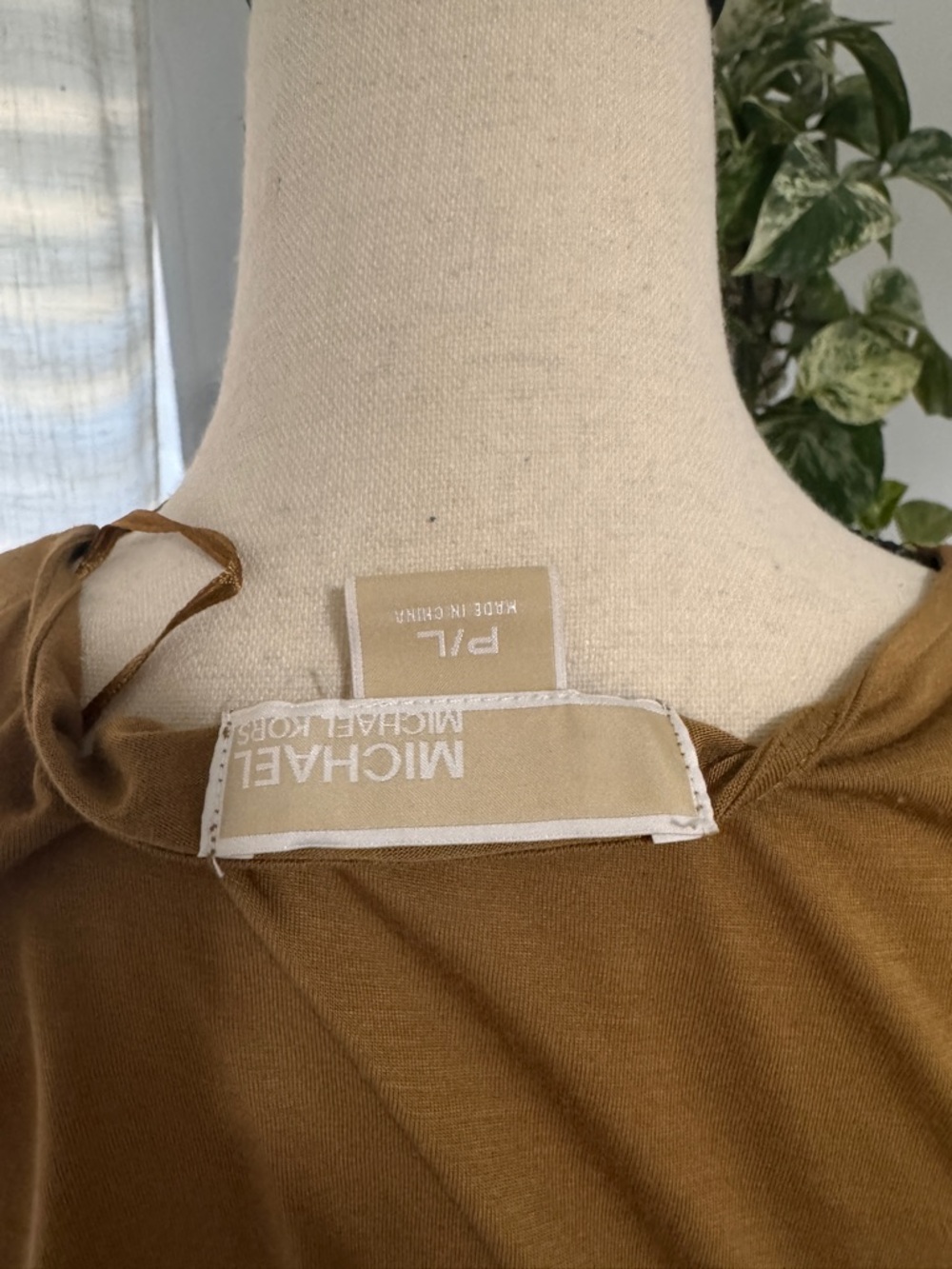 Michael Kors Gold Sequin Cowl Neck Sleeveless Top - Picture 5 of 5